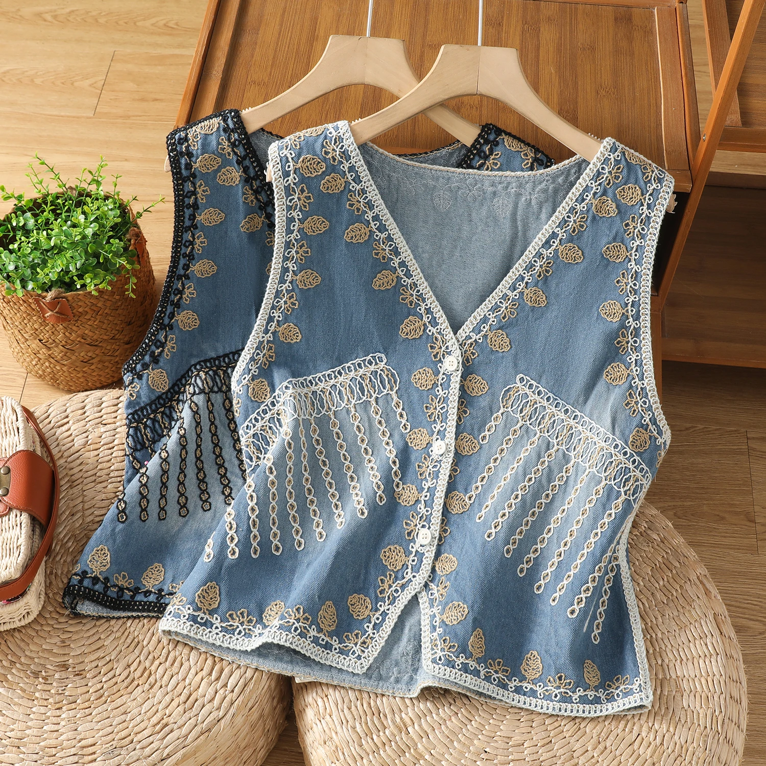 

Джинсовый жилет с вышивкой, женская летняя тонкая верхняя одежда с конвертом, многослойный топ из смеси хлопка и полиэстера, одна пуговица