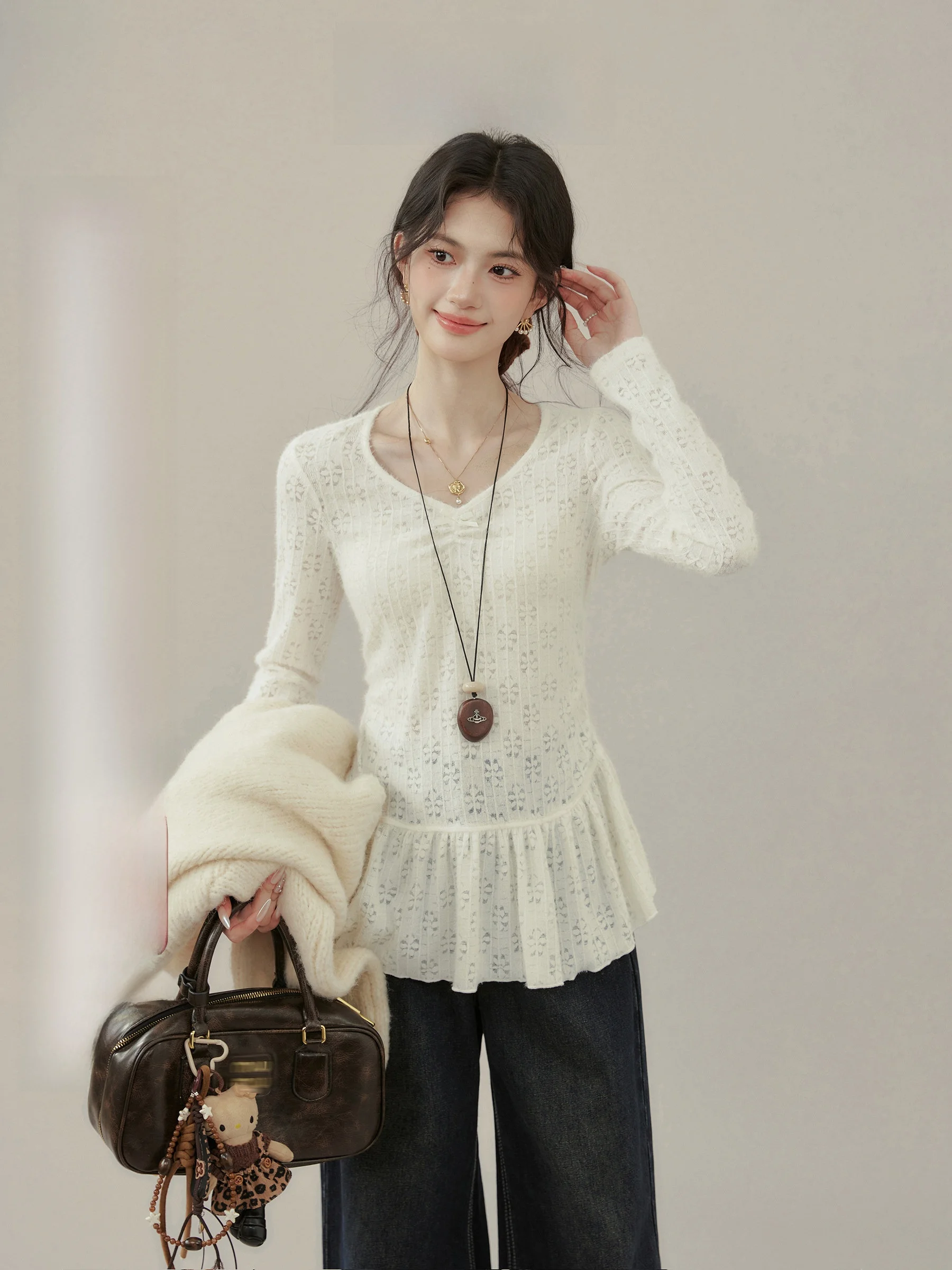 

Ele Hollow out Long Sve V-Ne T-irt plus Size Comfortable Casual Sle Women's Slimming Top Oxygen Factor