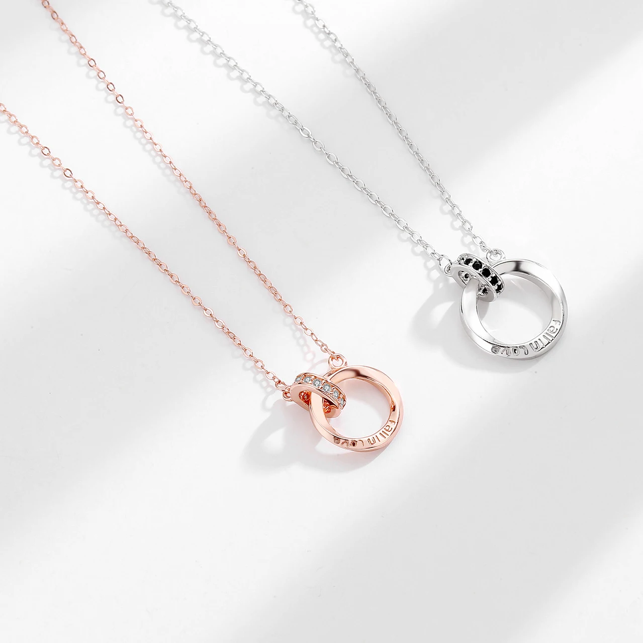 S925 Sterling Silver Mobius Ring Couple Necklace Light Luxury Double Ring Collar Chain Valentine's Day Gift for Girlfriend