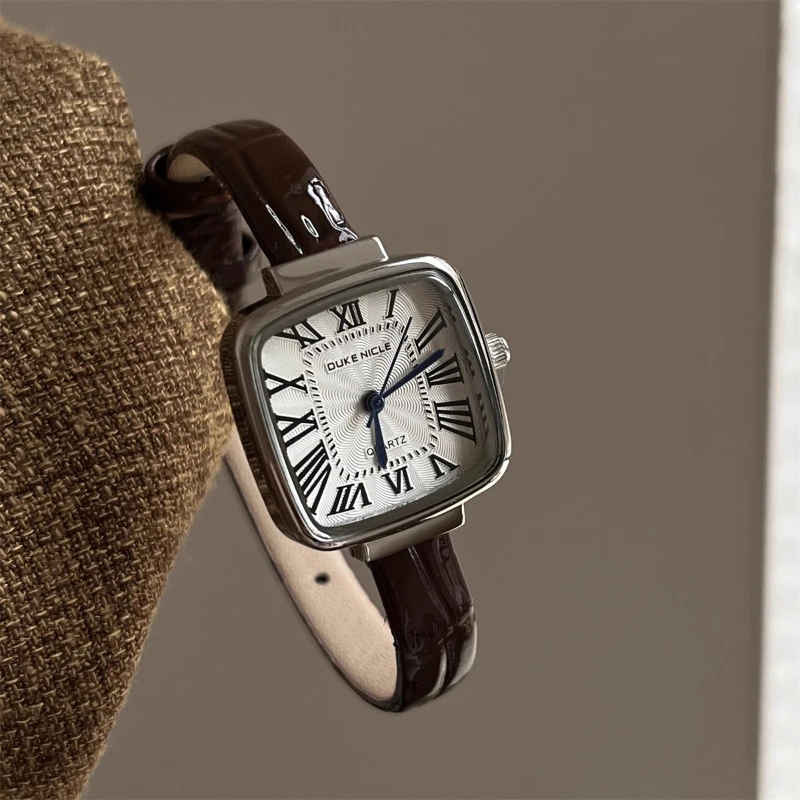 Vintage Square Quartz Watch for Women Leather Strap Roman Numerals Unique Design Casual Fashion Trendy