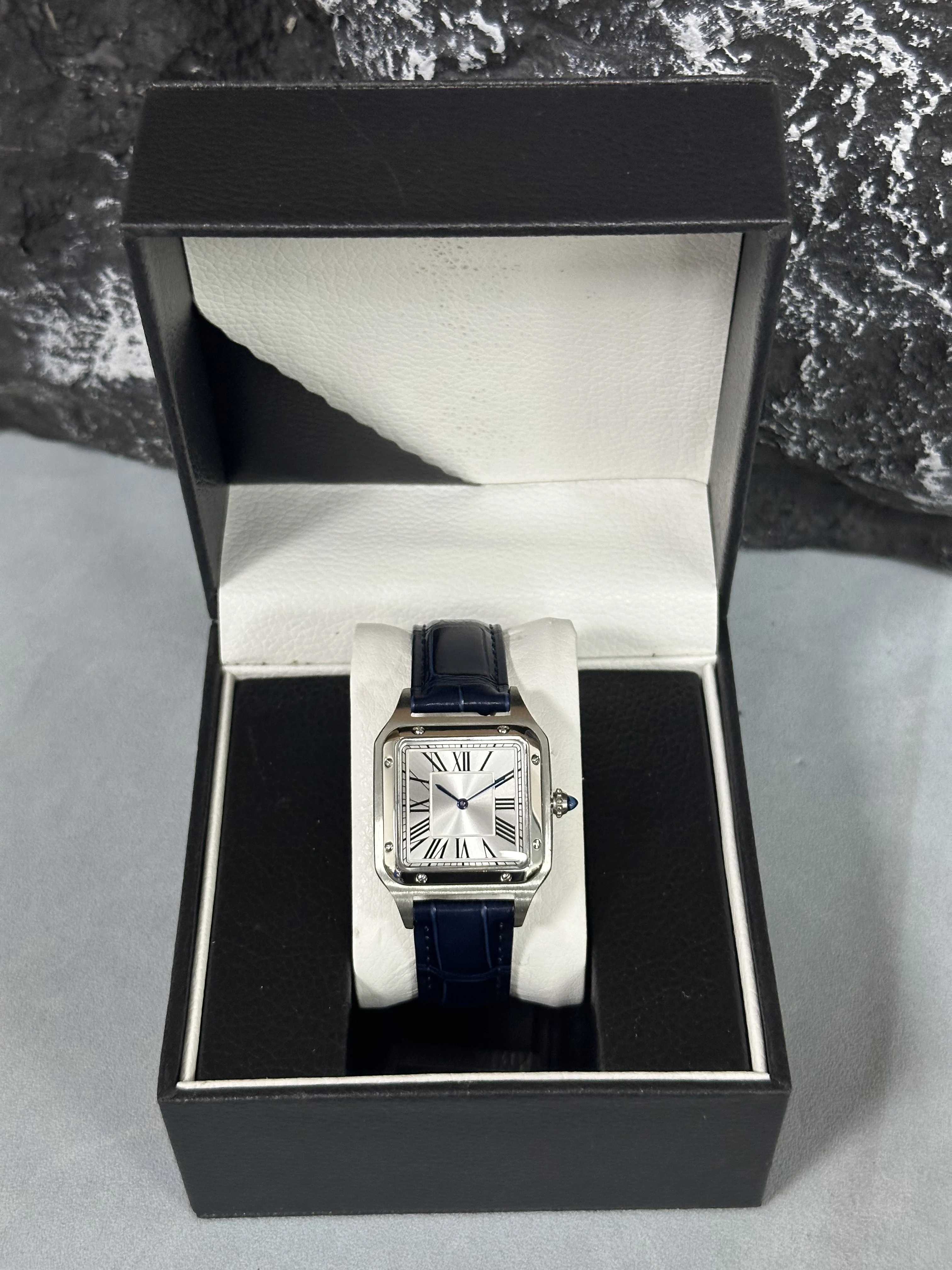 Thumbnail 4 - #35 Trending Womens Watches Right Now