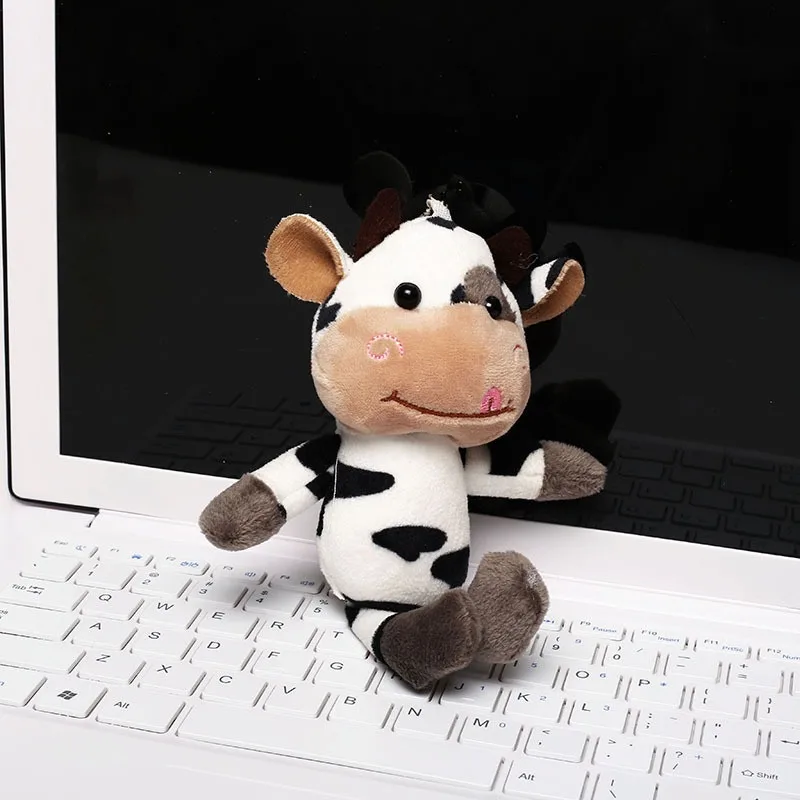 

Cartoon Black And White Cow Pendant Plush Doll Classic Cute Calf Plush Boutique Keychain Doll Kids Gift Backpack Pendeant Toy