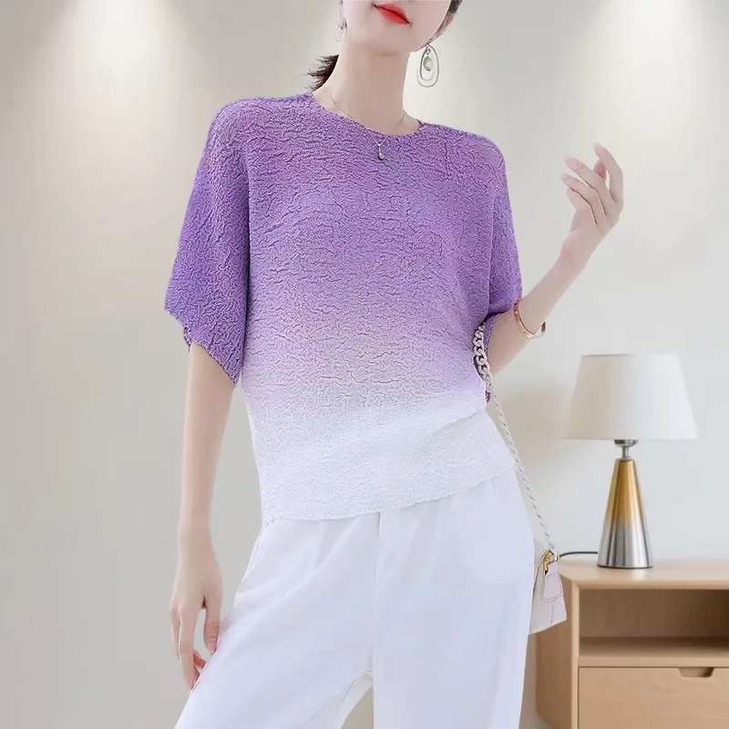 

Футболка Miyake, универсальная плиссированная футболка градиентного цвета с короткими рукавами, новые летние свободные тонкие топы, женские тонкие удобные топы