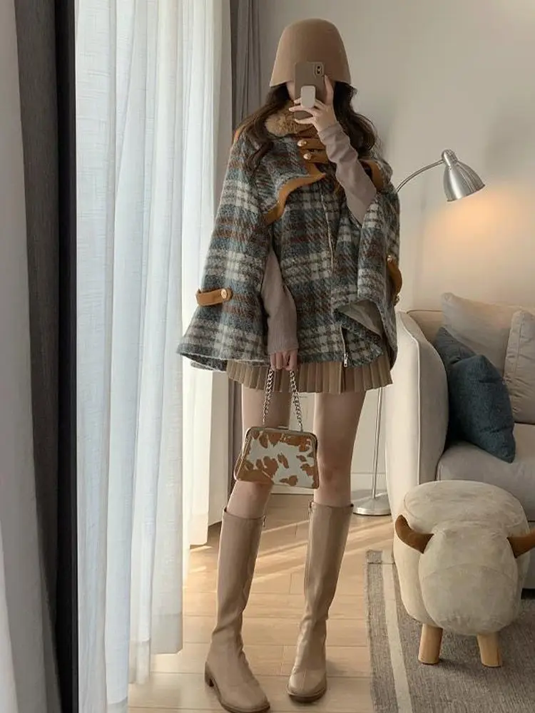 

Vintage Plaid Cape Wool-Blend cloak Coat Fleece Collar Design Loose Outerwear Top Women's niche Harajuku Preppy Winter Trends