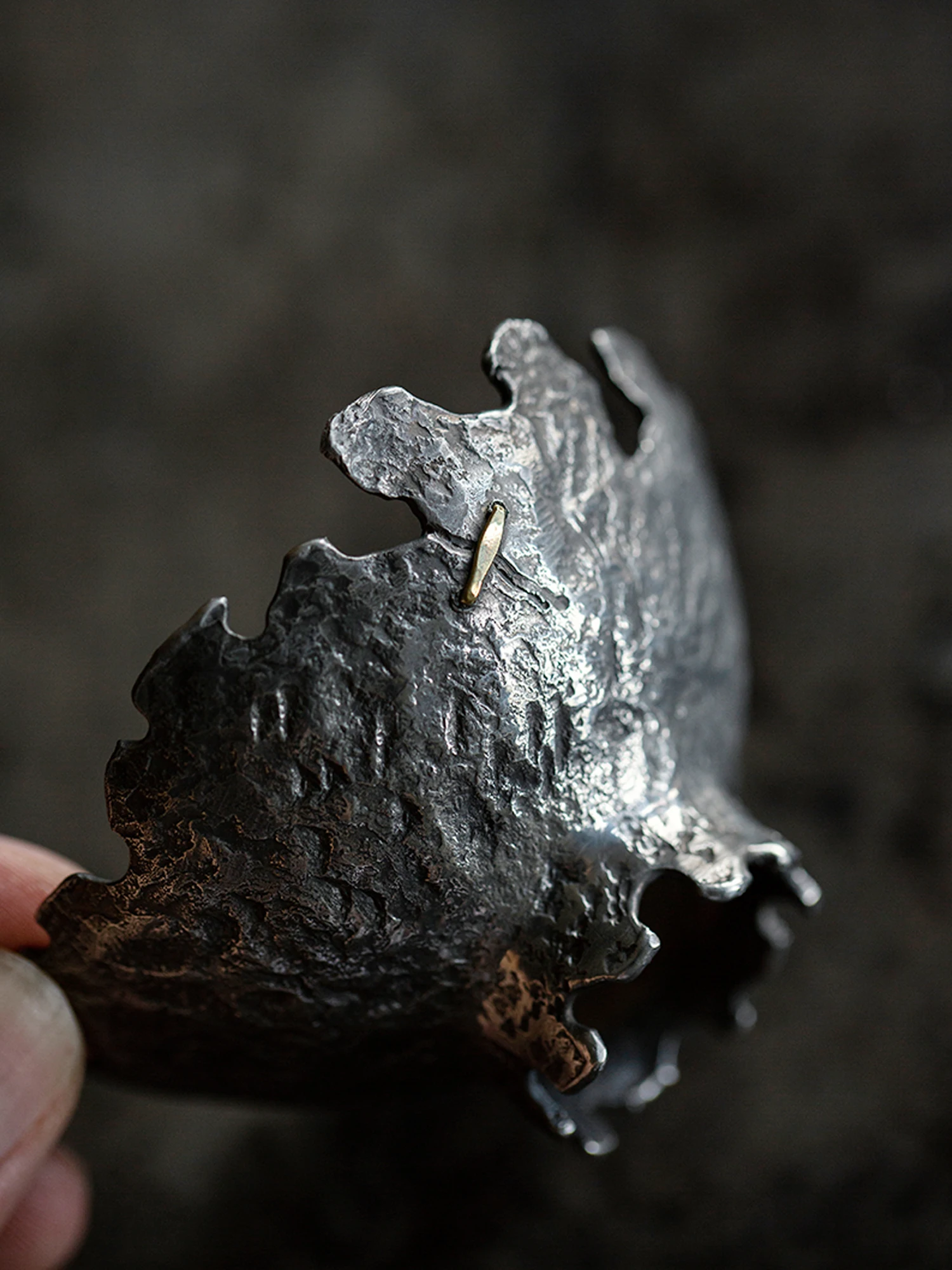 

Pure Tin Tea Dripper Handmade Cover Retro Hammer Pattern Vintage Sle Tea Pot Lid Scholar's Resting Tea Pot Cover