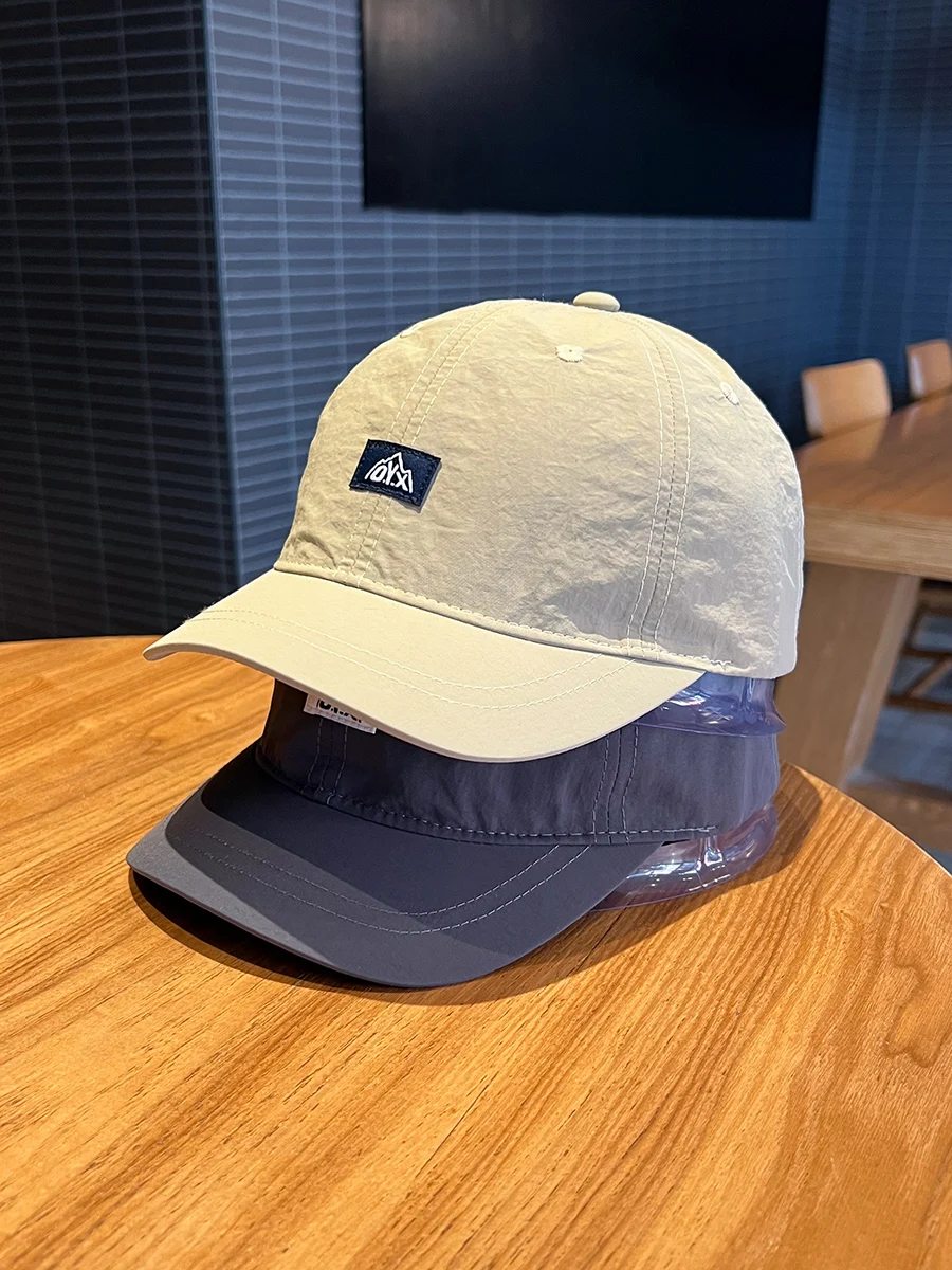 

Hat Women's New Casual All-Matching Quick-Drying Baseball Cap Short-Brimmed Peaked Cap Men