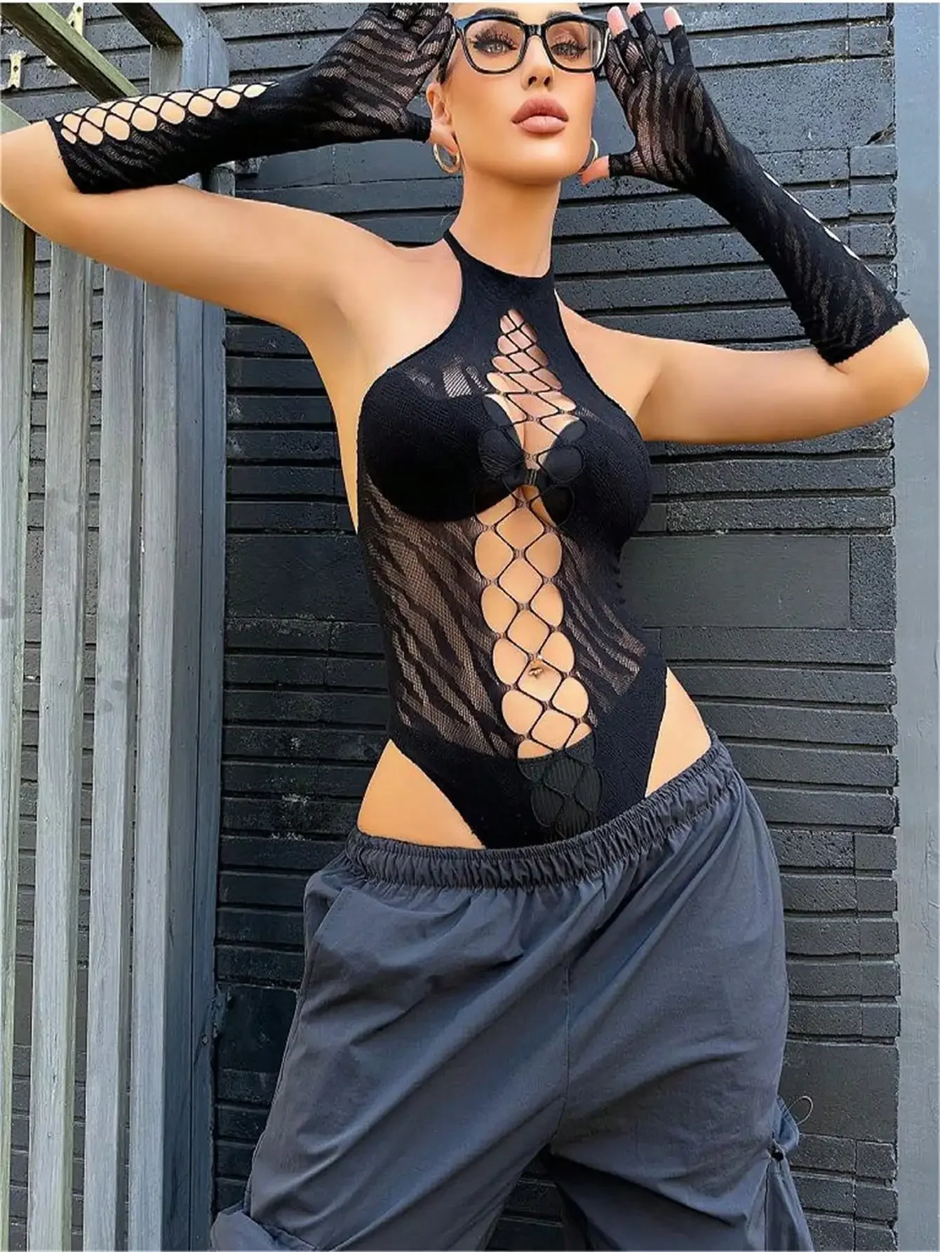 Gaun berongga hitam tanpa Bikini gaun penutup melar tinggi kerah V tembus pandang pakaian renang & pakaian wanita