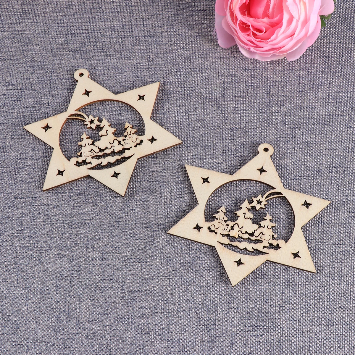 

10Pcs Wooden Hexagram Star Ornaments Easy Hanging Christmas Decorations Natural Log Slices for DIY Log Slices Wood Cutouts