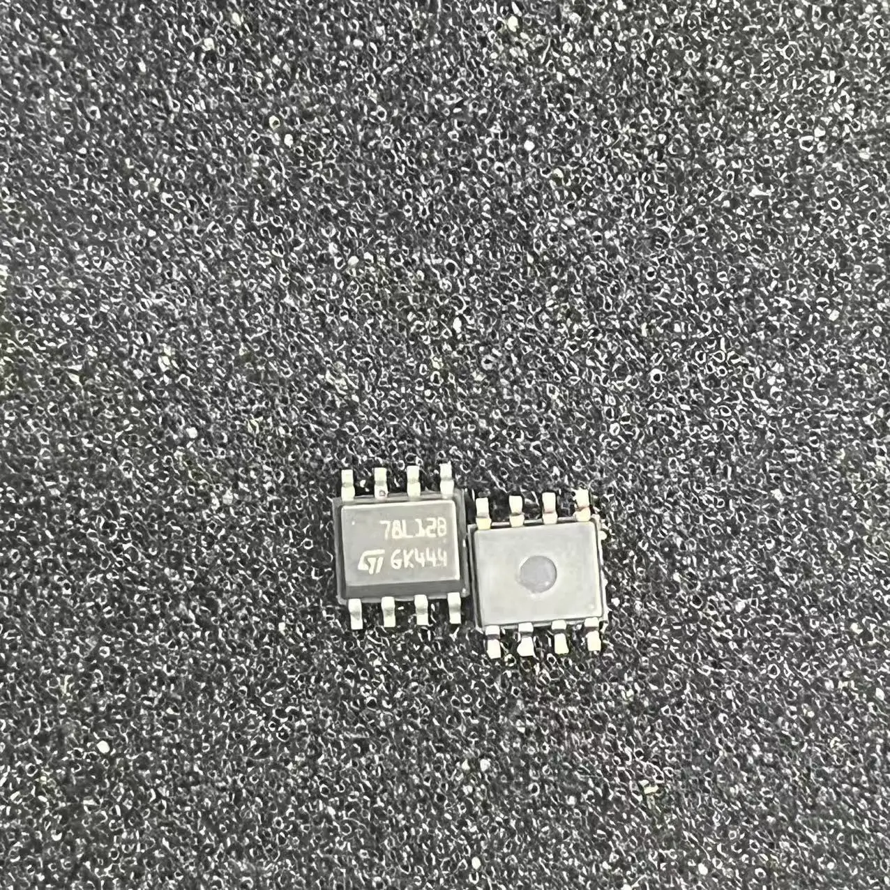 L78L12ABD-TR muslimb L78L12 78 l12b SOP-8 nuovo originale In Stock