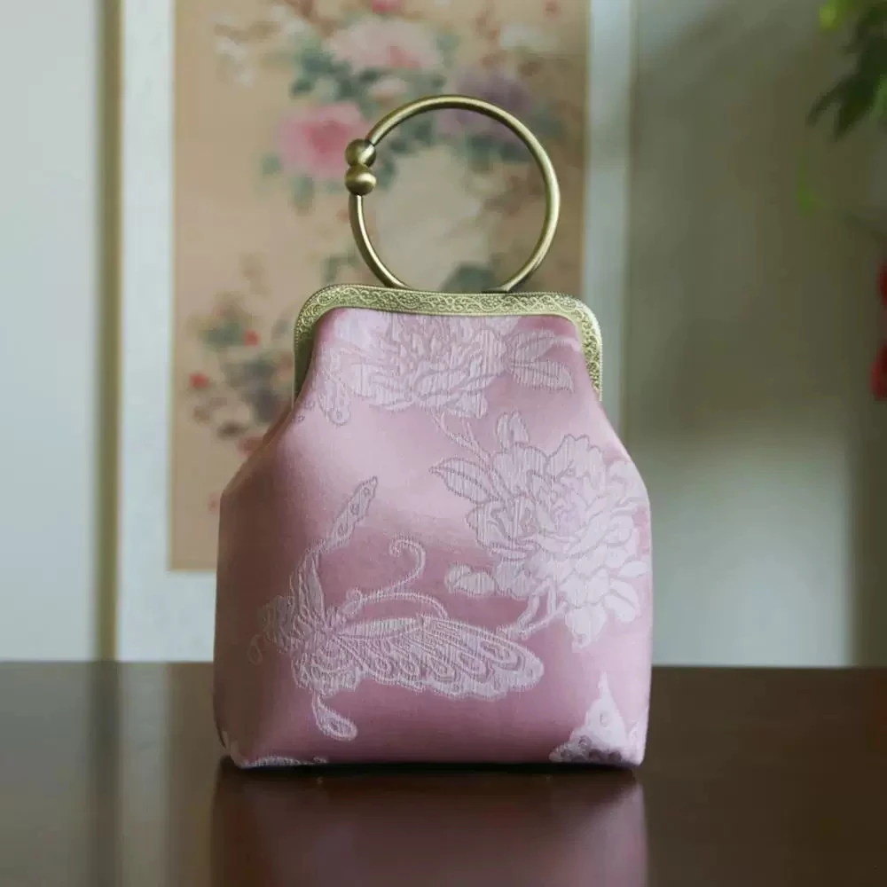 Chinese Style Round Ring Handbag Vintage and Original Jacquard Cheongsam Pear Chain Zen-like Banquet Theme Lady Bag