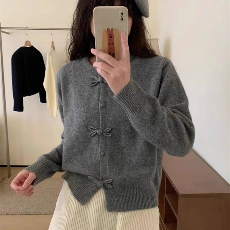 Korean Round Neck Gray Knitted Cardigans Women 2025 Design Buttons Long Sleeve Cardigan Woman Chic Solid Color Wrm Sweater Coats