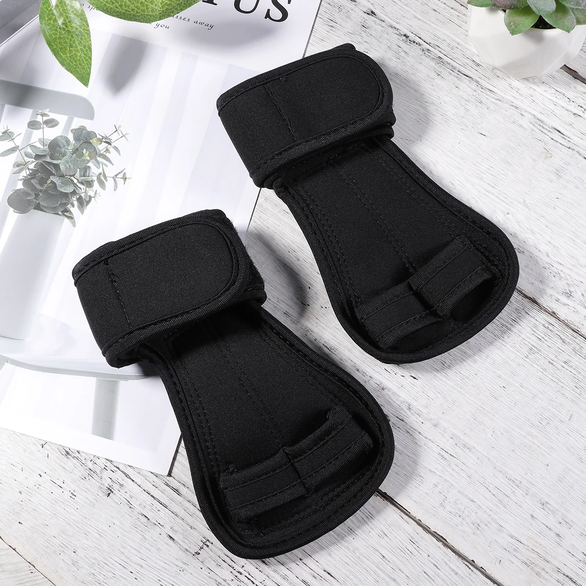 

Pull Up Grip Gloves Adjustable Neoprene Unisex Anti-Sweat Non-Slip Hand Grips for Weightlifting Deadlift Cross Training