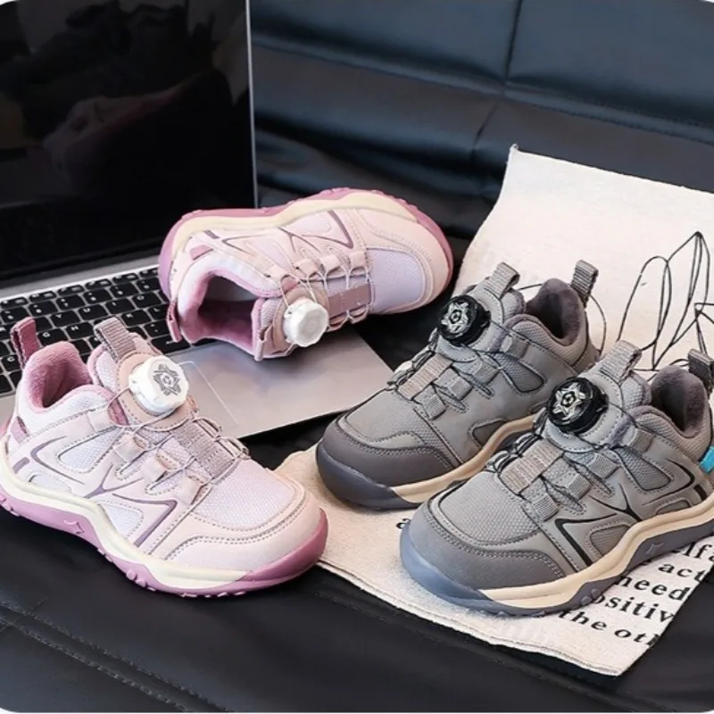 

Children's Running Shoes 2025 Winter New Thicken Plush Comfort Girls' Cotton Shoes Lightweight Soft Sole Non Slip Boys' Sneakers