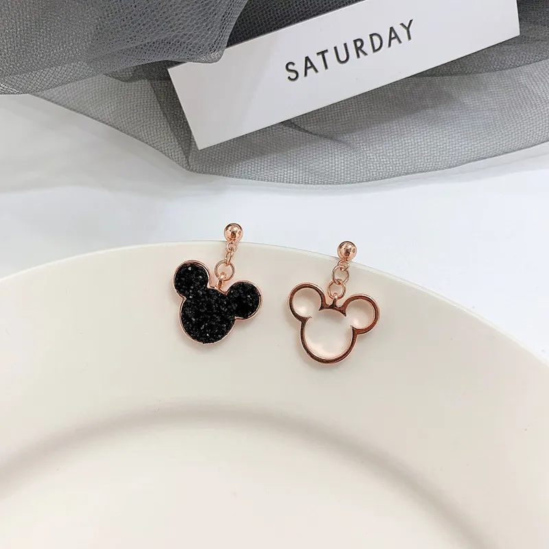 New Anime Minnie Earring Cartoon Woman Girl Ear Clip Fashionable Earrings Mickey Minimalist Ear Accessories