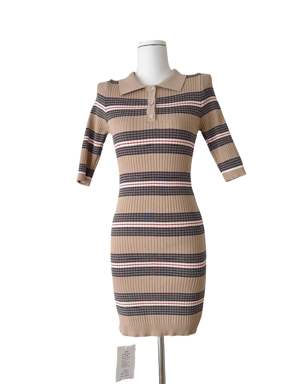 Slim Fit tricoté Wrap Dr avec col rabattu t-shirt boutons Seven Sve taille haute été Faion pour les jeunes femmes