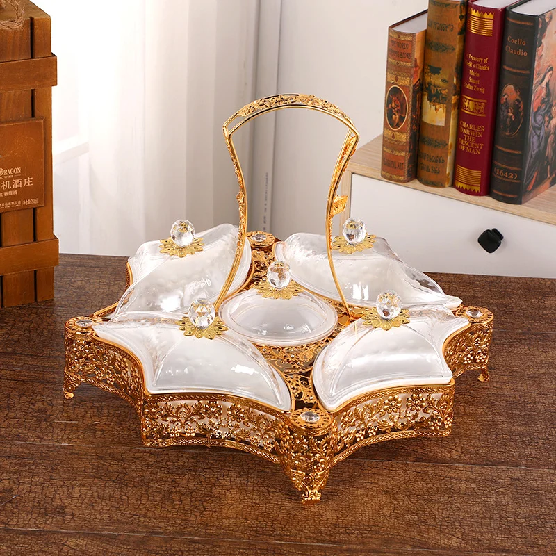

European-style golden five-grid exquisite fruit box, light luxury high-end with portable dust-proof fruit basket and plate