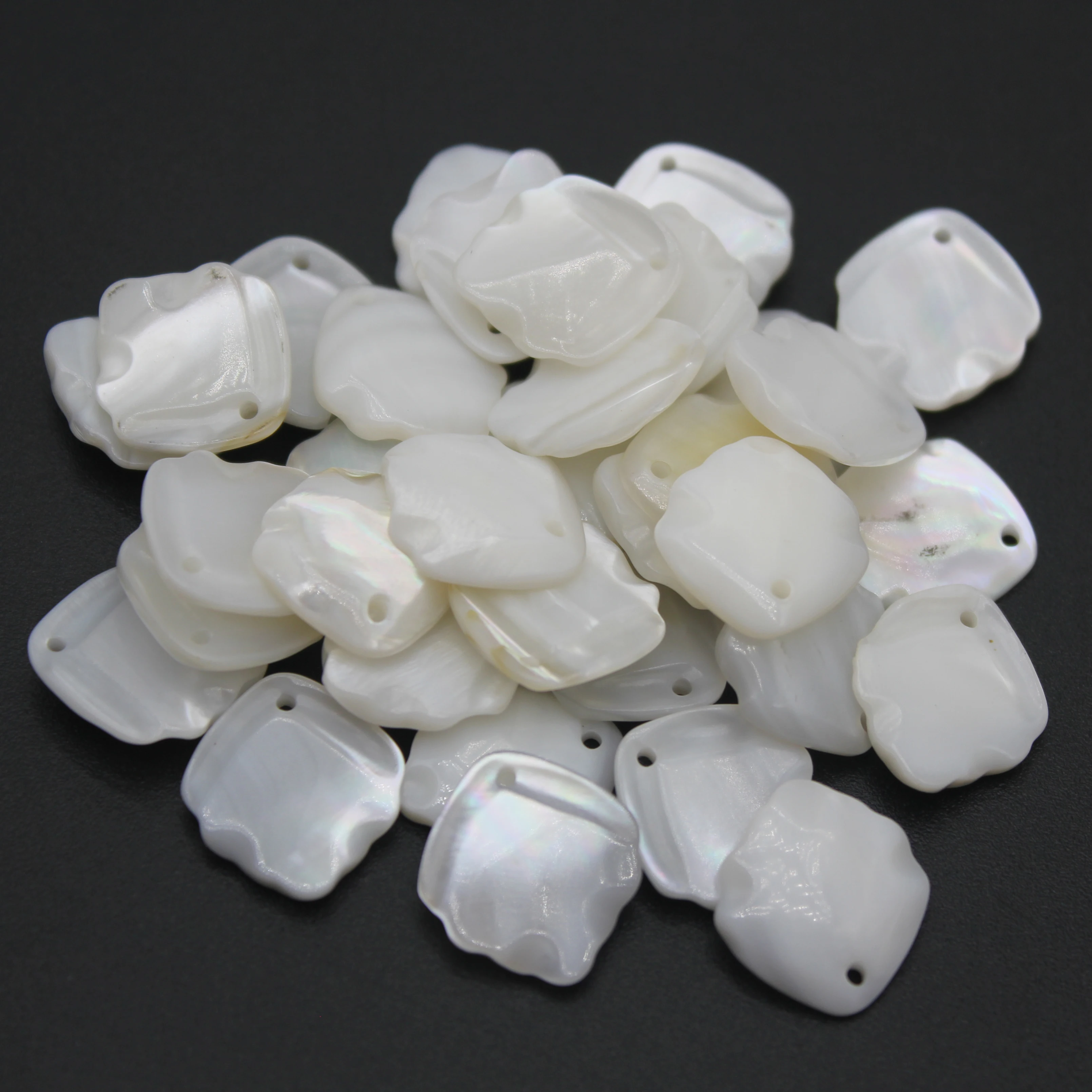 Natural MOP Seawater Shell Beads Leaf Shaped For Jewelry Making DIY Necklace Earring Bracelet Pendant Handmade Accessories