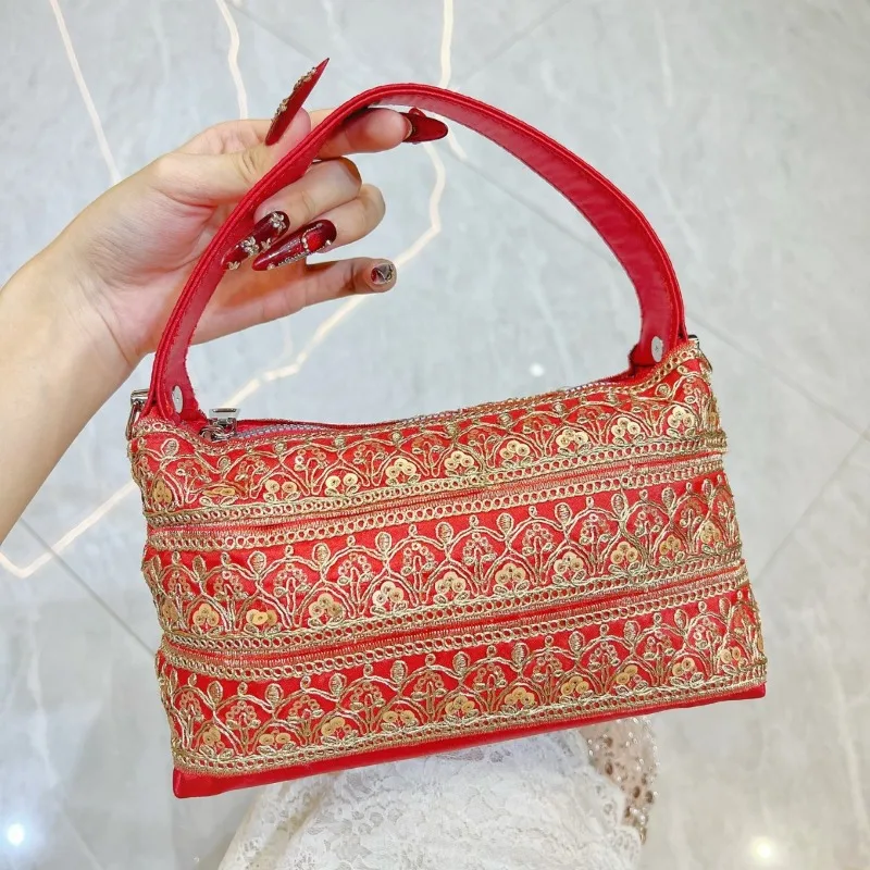 

Новая женская сумка через плечо: модная и высококачественная женская сумочка с элитной вышивкой, универсальная сумка для телефона для девушек