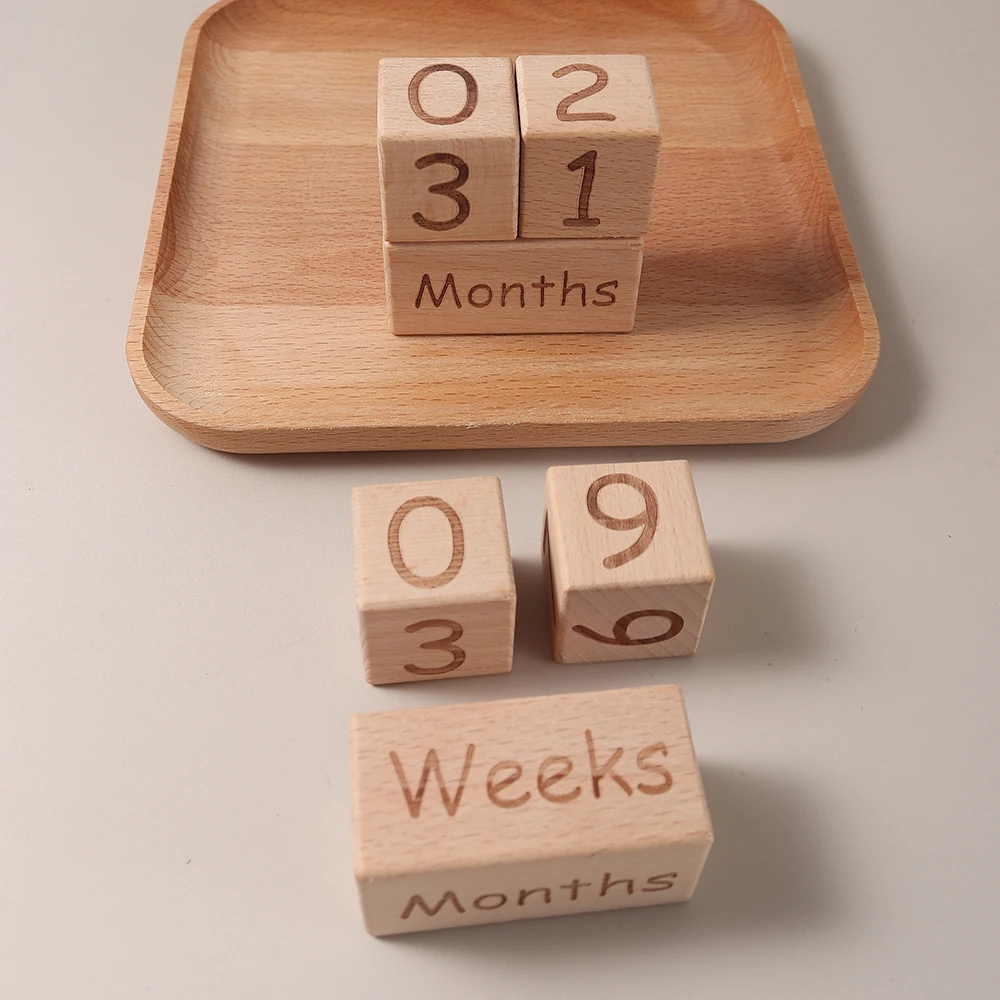 Baby Photo Shoot Essentials – Month & Milestone Cube Props Monthly Growth Blocks Beech Wood