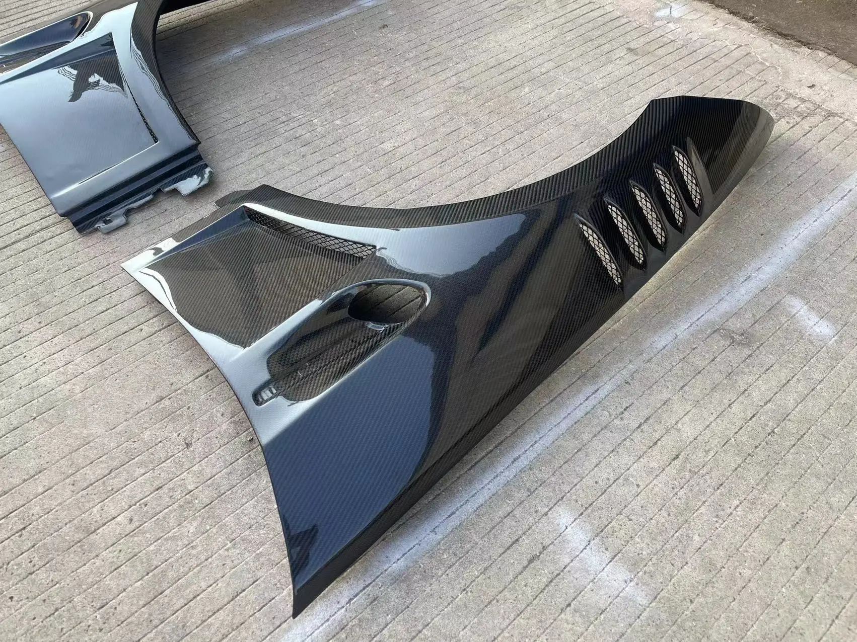 High Quality Carbon Fiber Vented Fender  for 3 Serises E92 M3 Carbon Fiber Front Fender Perfect Fitment