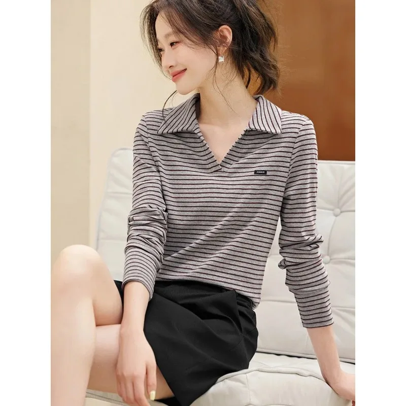 

Полосатая футболка женская, осень 2023, новинка контрастного цвета, полосатый лацкан, утягивающий универсальный повседневный топ