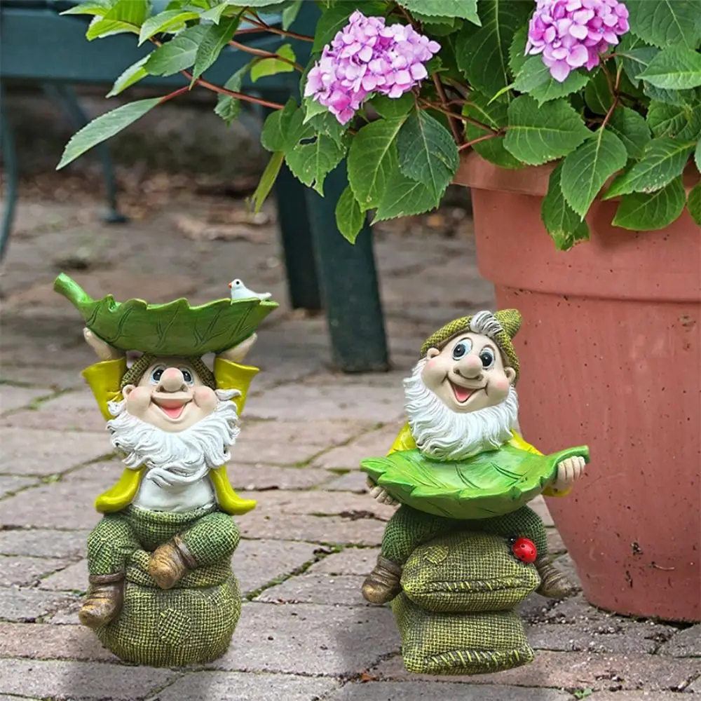 

Resin Dwarf Sculpture Ornament Cute Waterproof Gnomes Bird Feeder Creative Bird Water Bowl for Bird Lovers Parrot