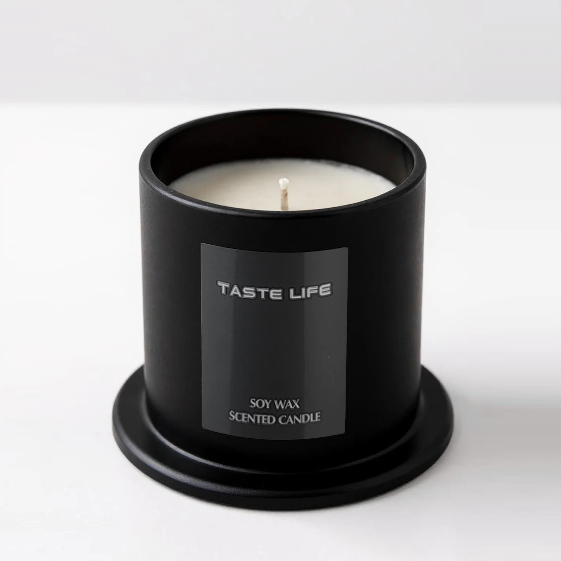 Leoben Night Out Candle: The Real Experience of Smokeless Soy Wax  Aromatherapy in a Glass Cloche
