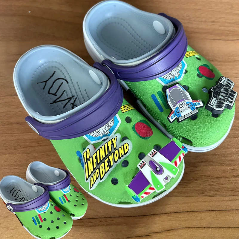 

Toy Story Buzz Lightyear Children Sandals Eva Anime Home Beach Shoes Kawaii Hole Sandals Slippers Summer Slippers Kids Xmas Gift