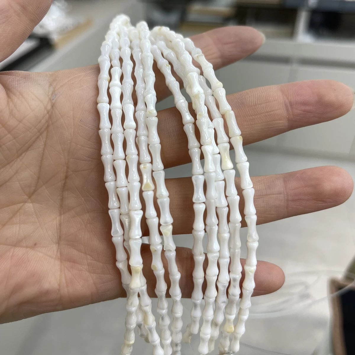 18cm Natural Freshwater Shell Bones White Bead Jewelry Make DIY Necklace Bracelet Earring Accessory Women Gift 4x8mm
