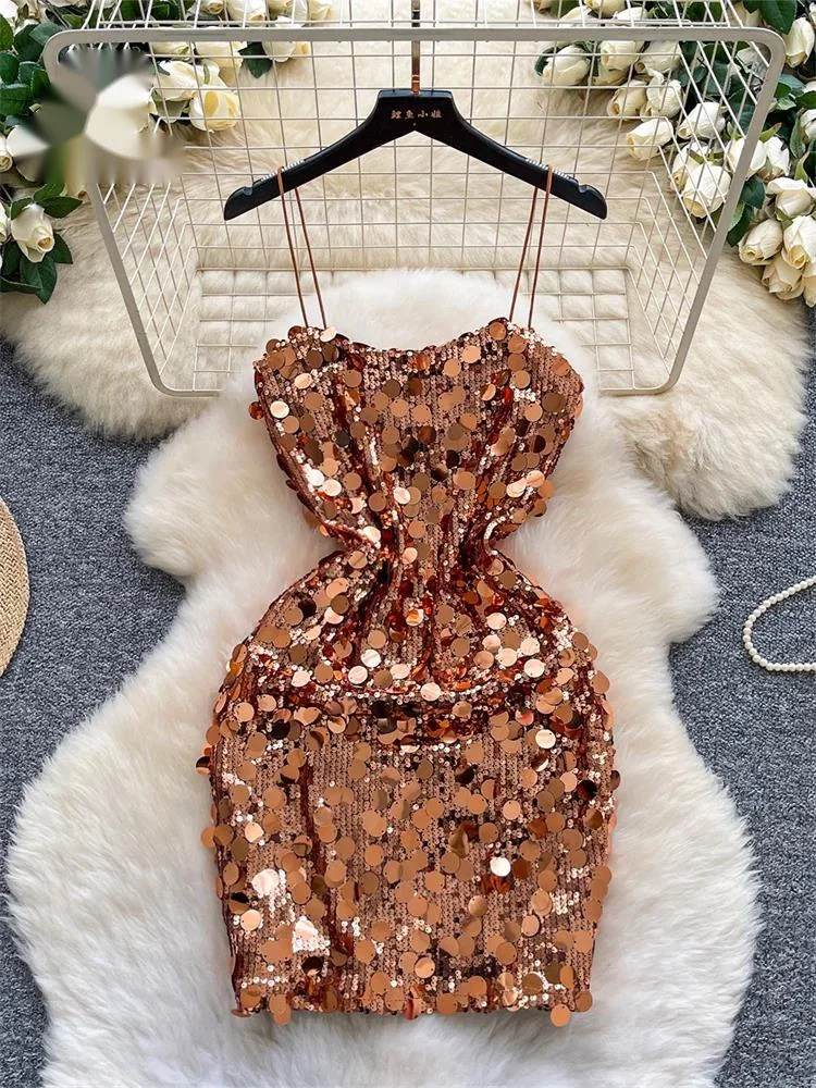 

Блестящее платье-комбинация с пайетками для женщин, летнее, сексуальное, с изысканным дизайном для пышных форм, гламурное, для коктейльных вечеринок, облегающее, короткое