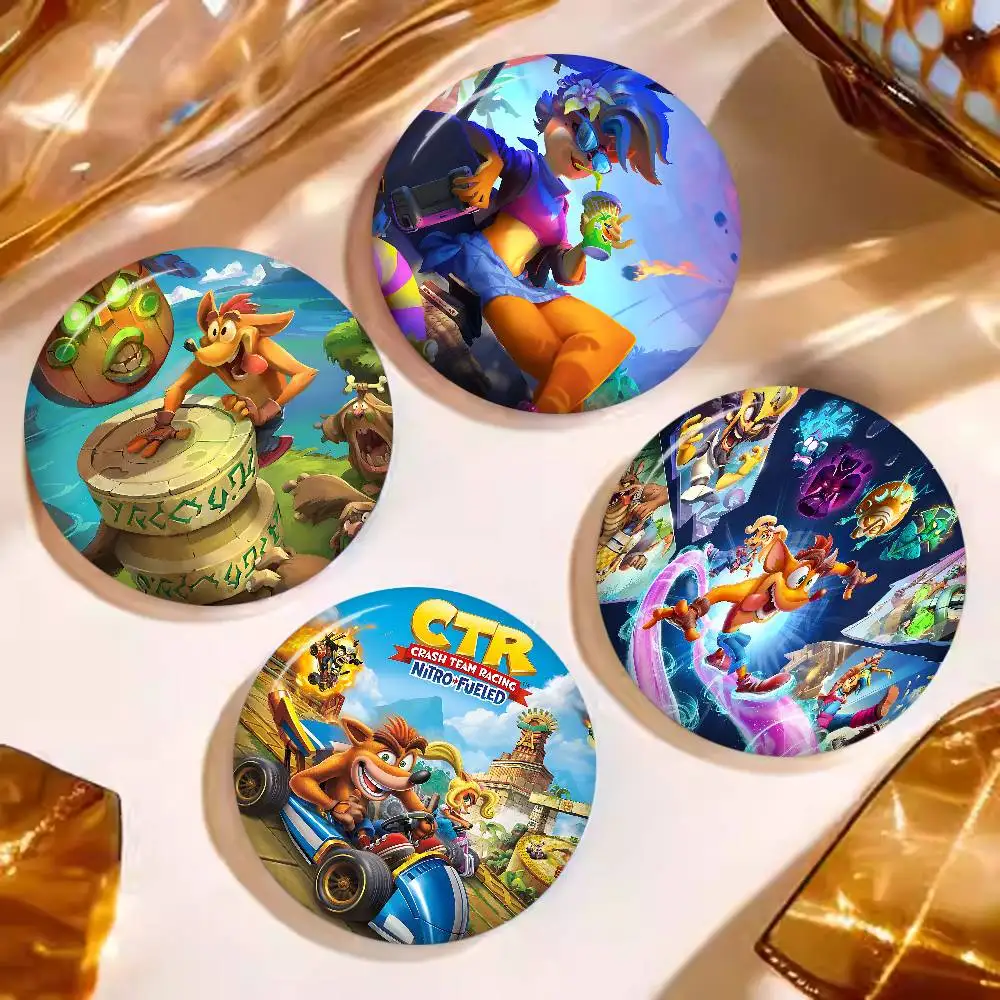 C-Crash-S-Bandicoot-Game Round Button Pins Slogan Creative Brooches Backpack Clothes Decoration Fashion Cartoon Jewelry Gifts