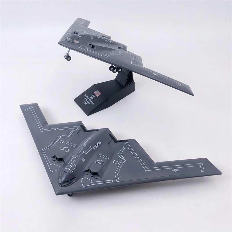 1:200 Scale Ghost B2 Can Be Stealth Responsible For Bombing Enemy Aircraft Alloy Die Cast Simulation Static 1066 Aircraft Model