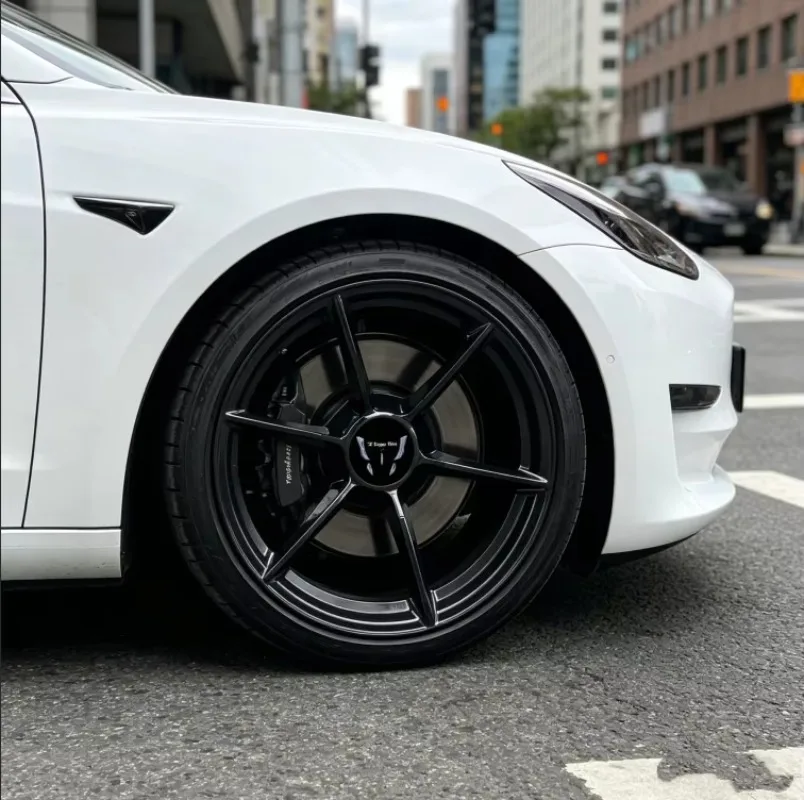 Source Factory Sales  Forged Wheels  Custom Rims Import Product 15 16 17 18 19 20 21 22 Inch Black Aluminum Passenger Car Wheels