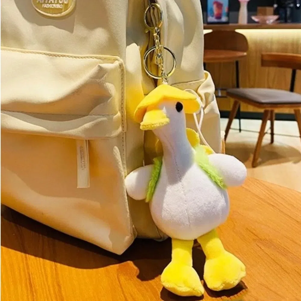 Car Key Ring Plush Doll Cartoon Duck Pendant Cartoon Funny Duck Plush Keychain Cute Creative Stuffed Plush Toys Key Ring Kids