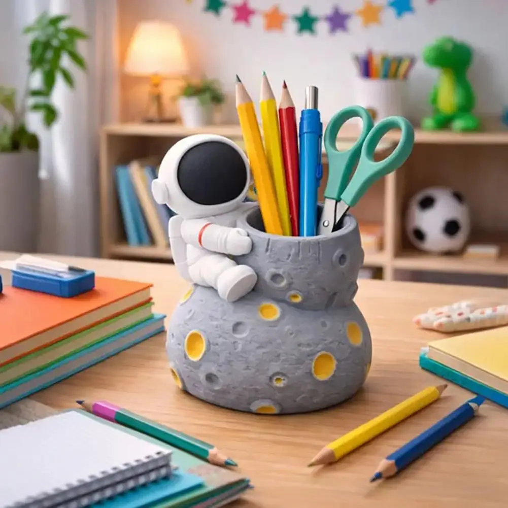 Smooth Edge Pencil Holder 3d Printed Astronaut Pen Holder with Moon Base Space-themed Desk Organizer Capacity Pencil Cup Brush