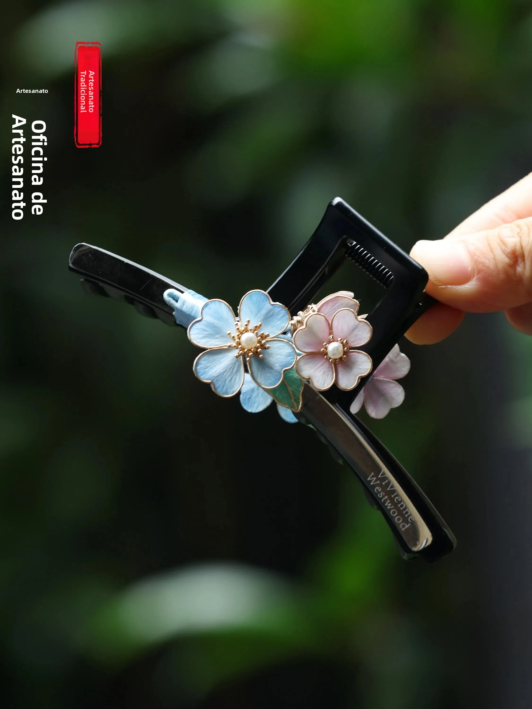 pinza-de-pelo-artesanal-de-terciopelo-con-flores-estilo-tradicional-chino-hanfu-diseno-de-trebol-de-cuatro-hojas-y-tigre-p
