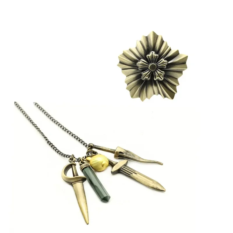 أزياء تنكرية غريبة بيلا كاساندرا دانييلا سيدة ديميتريسكو أزياء تنكرية للسيدات العثة مصاص دماء الساحرة قلادة معدنية فستان امرأة