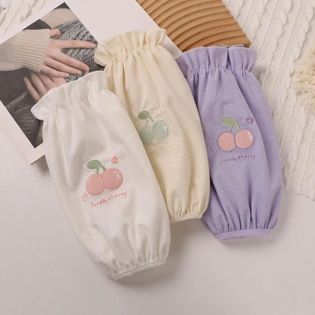 Arm Sleeves for Women Winter Stain Resistant Sleeves Cherry Embroidery Arm Protectors Waffle Fabric Anti-dirty Cuff for Kitchen