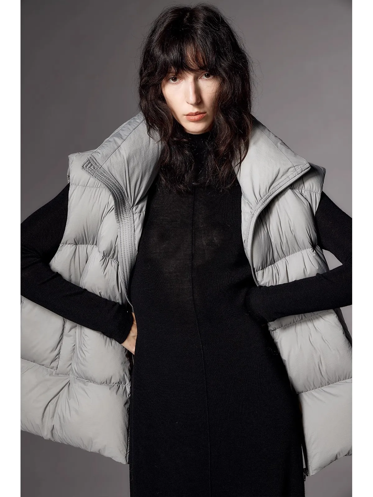 Versatile Slimming Women's down Vest 2025 New Autumn Winter White Du down Brown Warmth Trendy Outdoor Wear Straight Tube