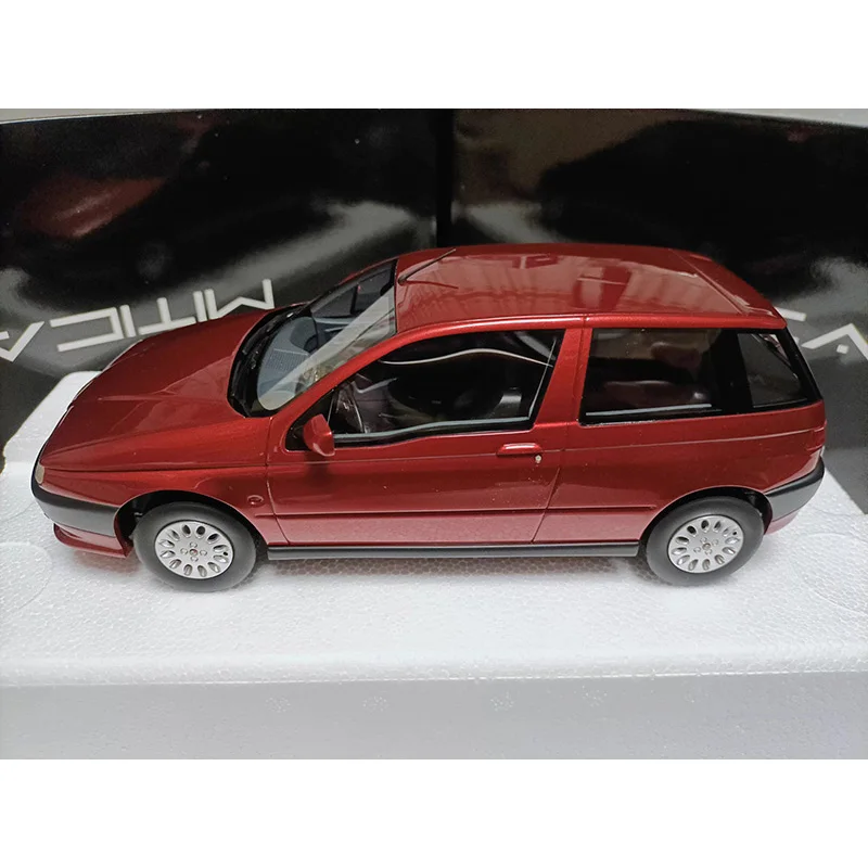 MITICA 1:18 Scale Alfa Romeo 145 1.7 16V 1995 Two-door Coupe Resin