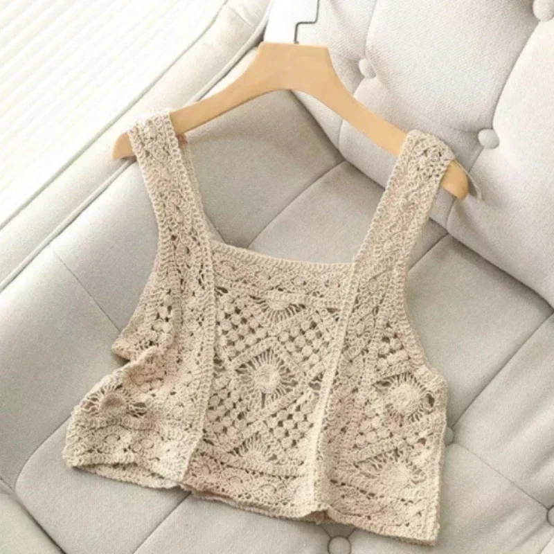 Sexy Beach Holiday Camisole Halter Women Crochet Knit Swimsuit Bra Backless Vest Hollow Tassel Tank Top Women\'s Crop Tops