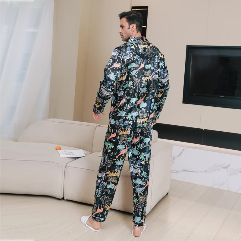 Men's pajamas long sleeves summer ice beautiful home clothes men's spring and autumn casual thin cardigan can wear out two suits