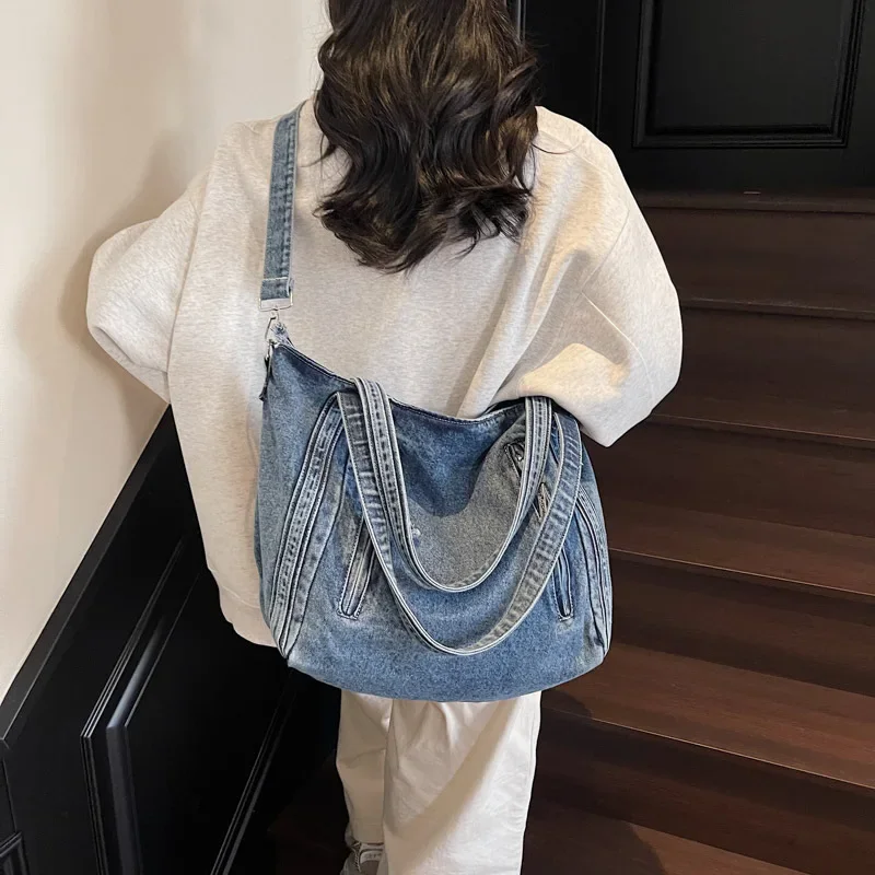 

2025 Spring Summer New Trendy Tote Bag, Stylish Minimalist Large Capacity Shoulder Bag, Cute Casual Women's Purse for Daily Use