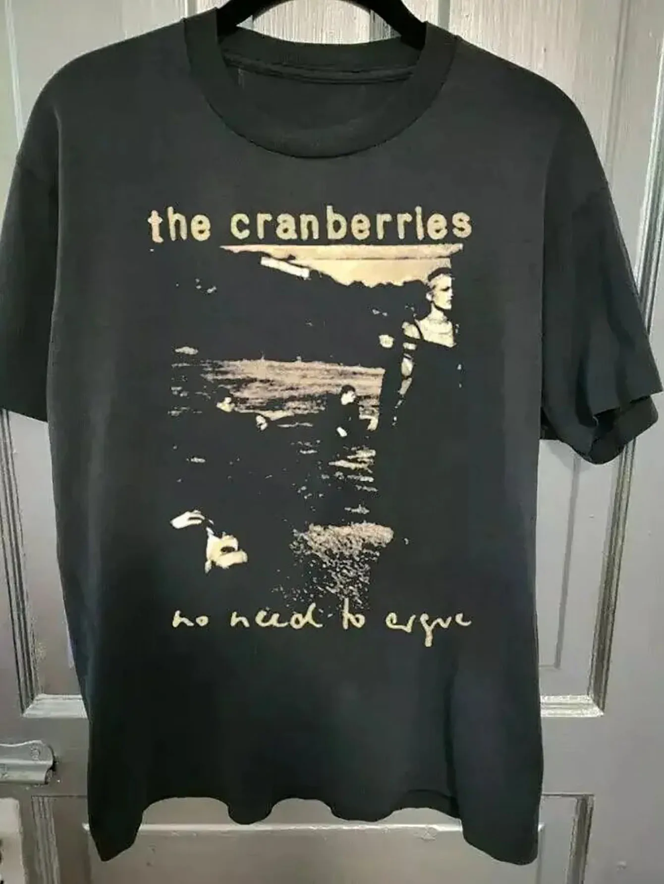 

Cranberries Cranberries Band Black Unisex Cotton T-shirt Short Sleeve Reprint Men's T-Shirt Black Casual Crew Neck Cotton Tee