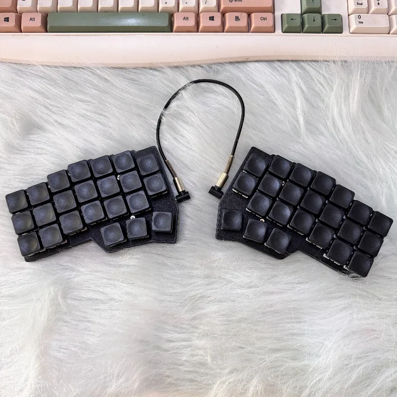 

CORNE Wired Split Keyboard Customized Wired Single Mode Hot Swap VIAL Split Ergonomic Keyboard Game Office Mechanical Keyboards