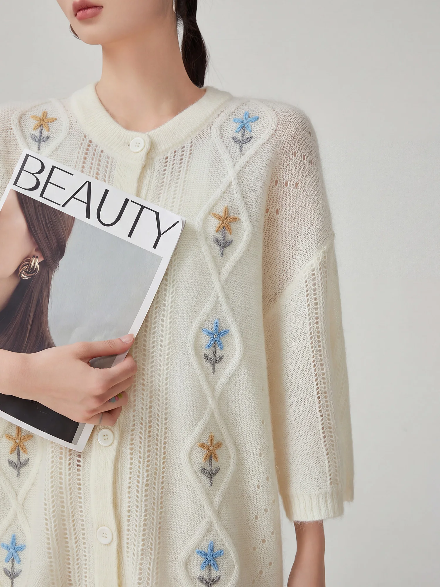 

White Gentle Wind Small Flower Embroidery ort Sve Knitted Open Cardigan Women Loose Korean Sle Lazy Thin Cover up Trendy
