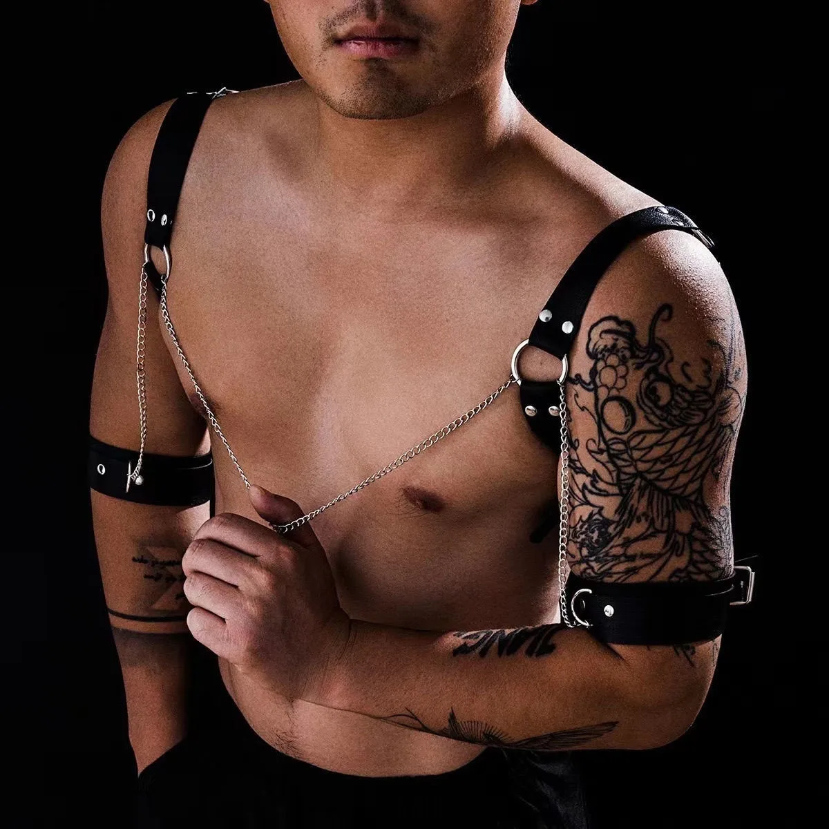 Men's Sexy Leather Chest Harness Gothic Body Chain Belt Punk Shoulder Straps Arm Cuffs For Men Rave Clubwear Party Game Costume