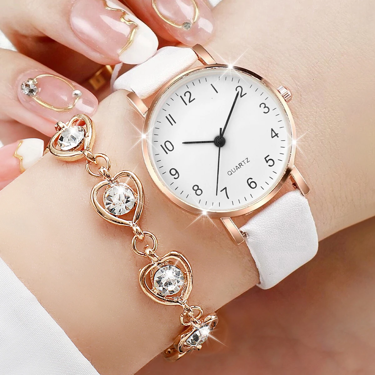 Fashionable Noble Women\'s Watch White Digital dial Quartz Watch Jewelry Set