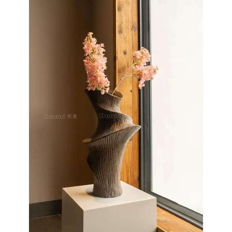Dnnni Shake Ceramic Flower Vase High End Artistic Creative Designer Home Decor Model Room Ornament Good Meaning