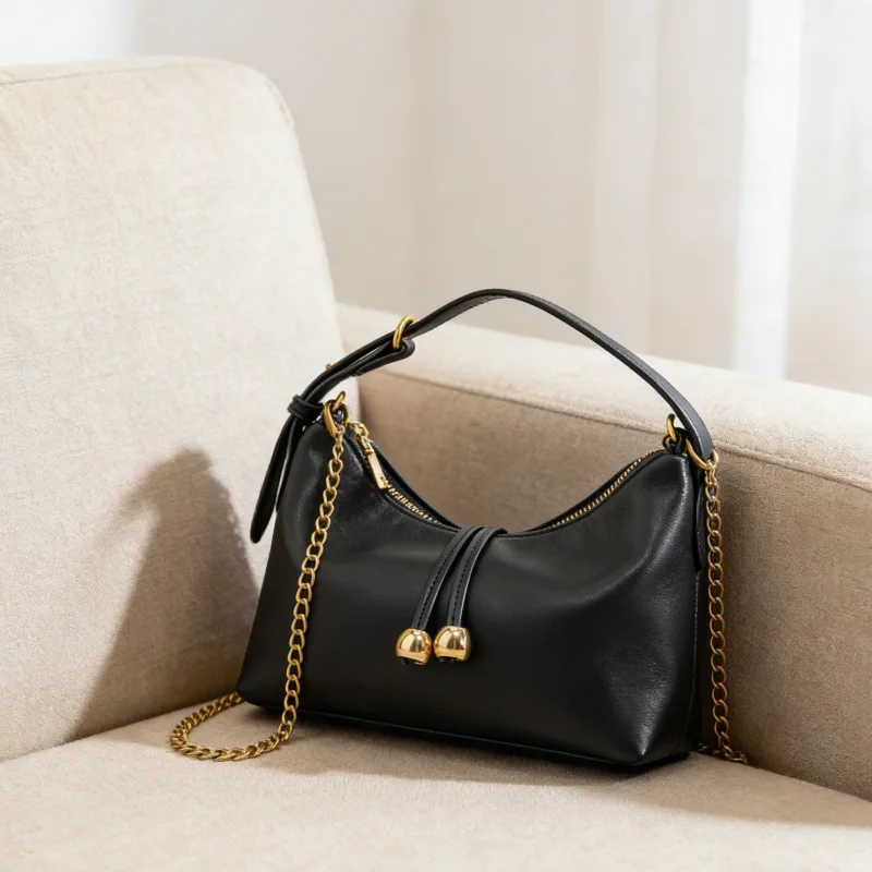 

Branded Shoulder Bag Luxury Crossbody Bucket Bag Women's Exquisite Versatile Underarm Bag Niche Bead Decor High-end Handbag